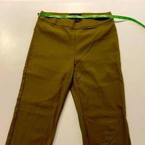 Olive green Ellen Tracy skinny pants, size S